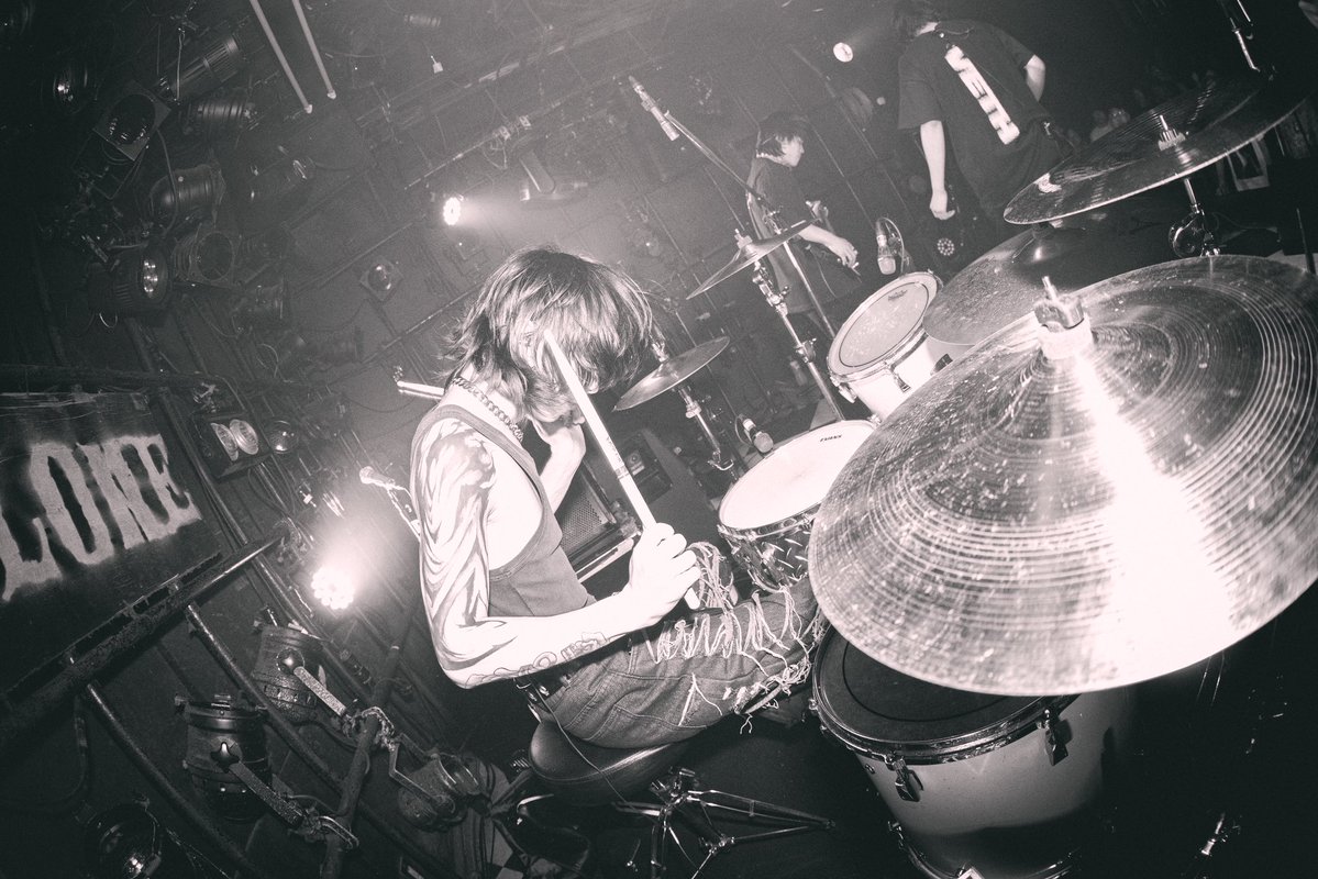 yoheidrum's tweet photo. 2026.06.13 VETH at SHIBUYA Cyclone 
1st show VETHサポートありがとうございました❤️‍🔥
これからも仲良く末長く続けて欲しいバンド🥁
みんなもよかったらチェックしてね✅

Band @VETH_JPN 
Photo by @hi___came https://t.co/Gm3QtbwOlL