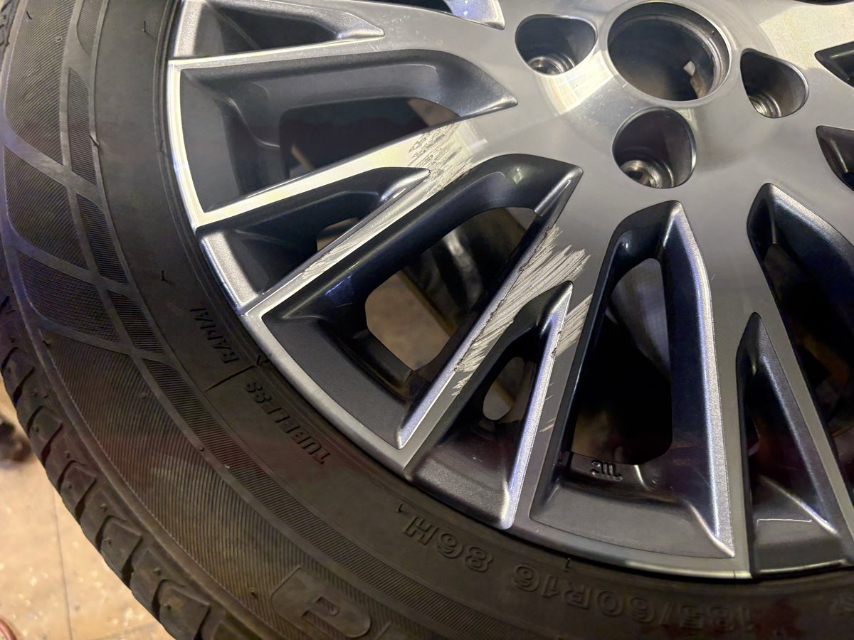919active's tweet photo. オーテックのポリッシュホイール傷修理です。
八王子市のお客様からご依頼頂きました。 https://t.co/CingOBmCEN