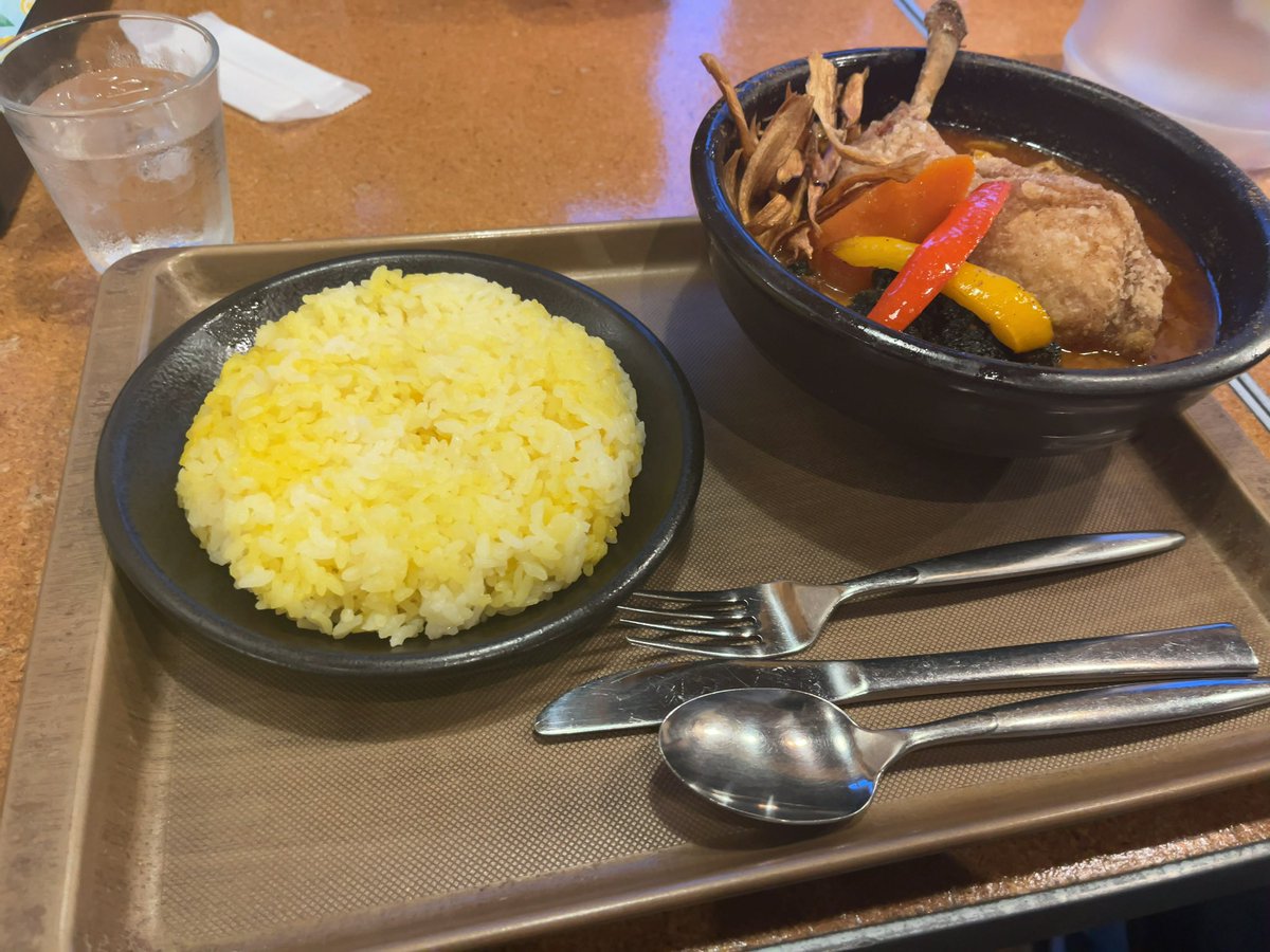 Leva495's tweet photo. スープカレー屋来た！ https://t.co/Se5BTJMigB