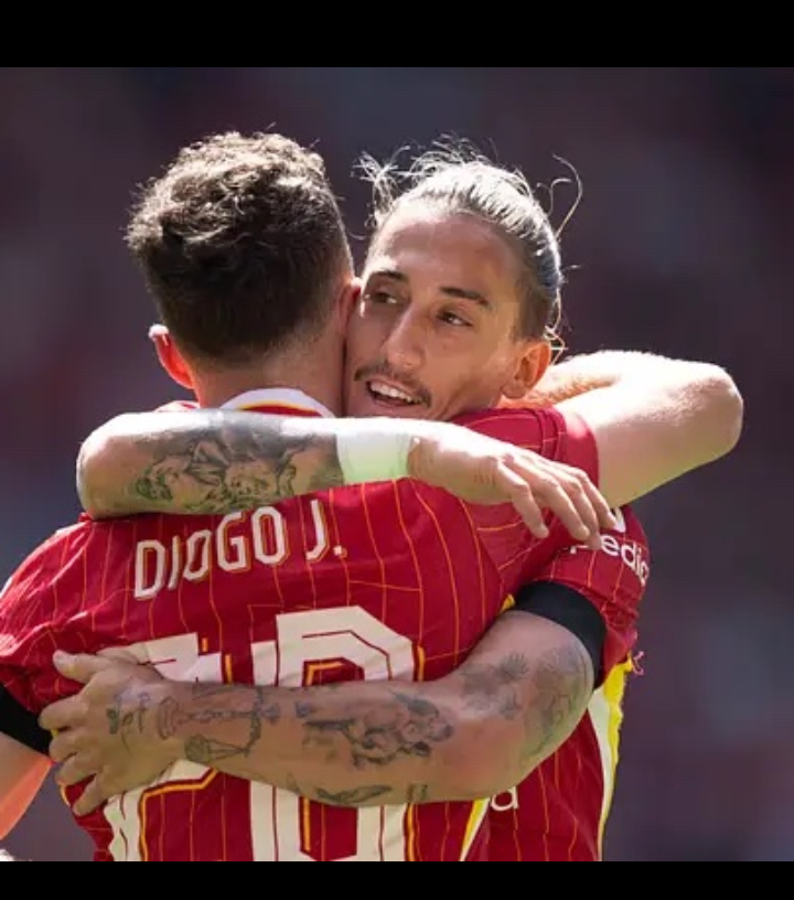 OfficialGamex7's tweet photo. Tsimikas with a new tattoo on his hand honoring Diogo Jota:
“Wish you were here 20” ♥️
#GameX https://t.co/OOcDm3MPt8