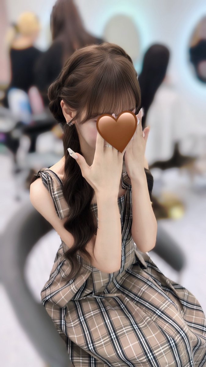 liry_137's tweet photo. ヘアメしてお出かけ( > 〰 < )🤎 https://t.co/DpQ5yApDTg