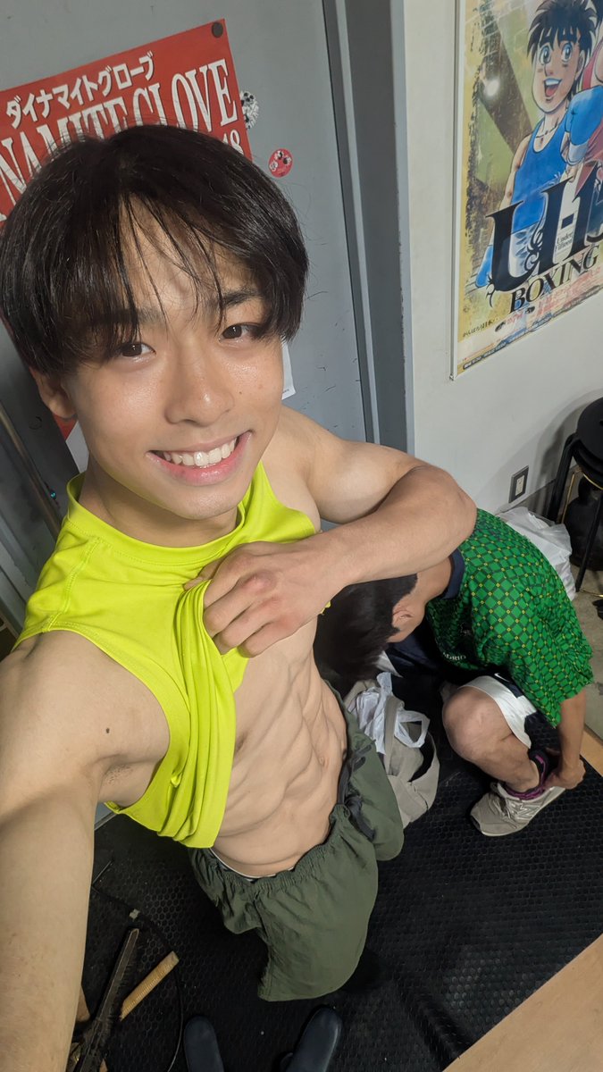takemaru_jb's tweet photo. 友達と筋トレ💪 https://t.co/sFKCWZwcW6