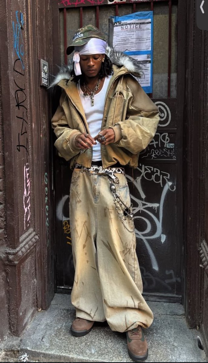 J00NM3TAL's tweet photo. “not everything is about yall” and they’ll be dressed like this https://t.co/VugmRJocE4