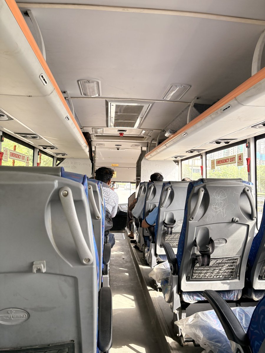 GurutvaR's tweet photo. The new electric buses for Noida and Greater Noida were just inaugurated on June 12th, and I’m traveling in one for the first time today. Honestly, it’s a fantastic experience—reclining seats, great AC, and charging ports for every seat.

#noida #jewarairport #noidaairport https://t.co/3a2ZgSZNA5