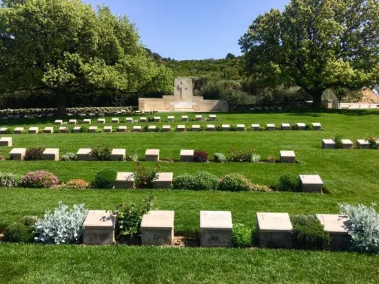 mkocabeytr's tweet photo. @SulloReport The graves of the British slaves are here, if you want to come and see, I can show you around, of course, if your masters allow https://t.co/rpcv3d1g9b