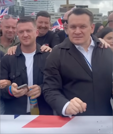 hovmack's tweet photo. @Lordmiles It's the whole team:
Robinson - 100% Israeli intel asset
Stefan Tompson - owner of @visegrad24 (also paid Israeli asset, try to find there anything negative about Israel)
Dominik Tarczyński - Polish MEP, "legal migration is fine", young girls connoisseur

and a few more other 🤡 https://t.co/azPMuxhNRk