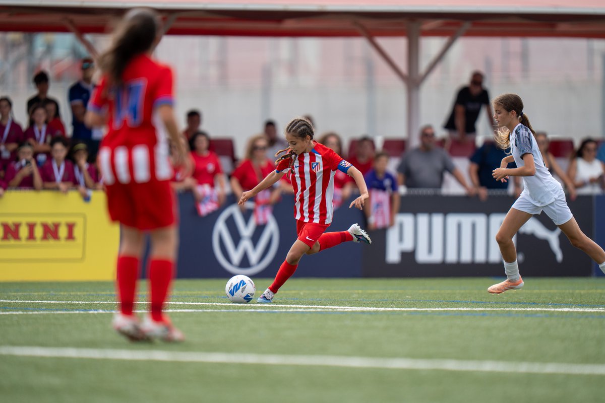 AtletiAcademia's tweet photo. El Alevín A, subcampeón de la Liga Futura. Nuestro equipo cayó derrotado en la tanda de penaltis ante el Badalona.

¡Habéis hecho un gran torneo, equipazo! 💪 https://t.co/CAl0s5BXuT