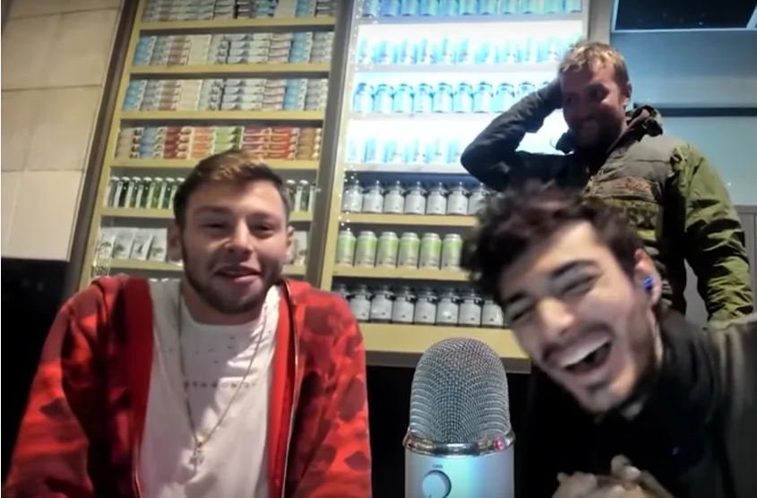IRL_Clips's tweet photo. When someone says Sam pepper isnt a rapist. https://t.co/lhYnfUJnuT