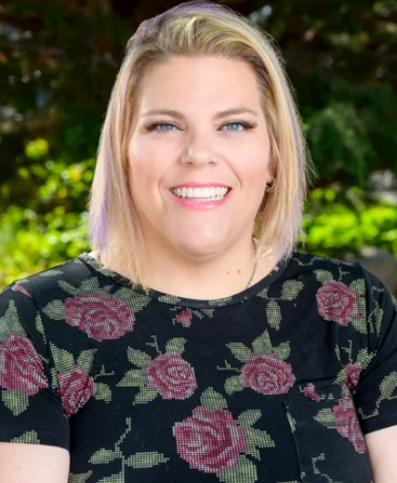 gjcm420's tweet photo. Police arrested Kaly Krentz, a music teacher at O’Brien Middle School, on felony and misdemeanor charges for stealing money from school fundraisers, per Reno Gazette Journal. #teachers #nevada https://t.co/srpXmSmCmw