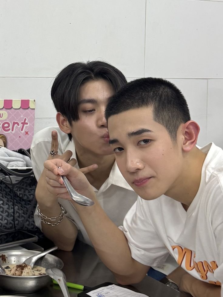 gigie_1965's tweet photo. โมเม้นต์ปีลึก https://t.co/lFztO92cpb
