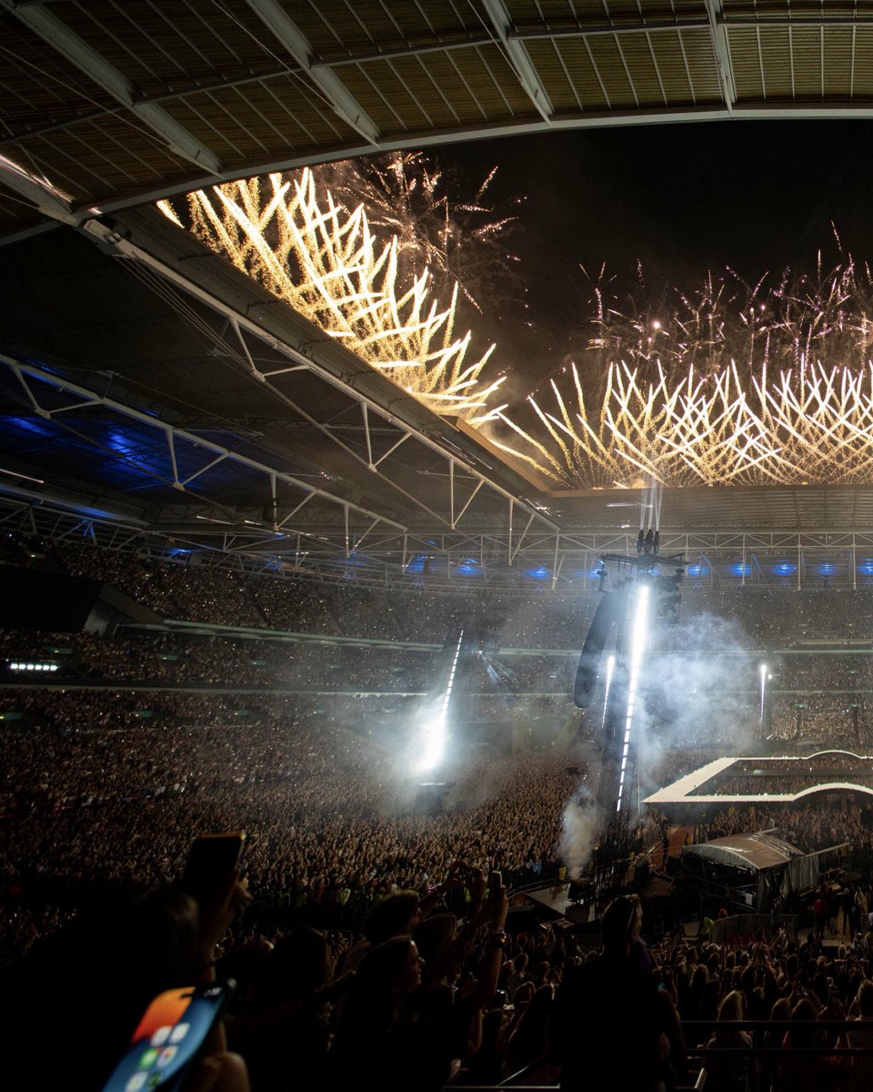 wembleystadium's tweet photo. N2 vibes 🎇 https://t.co/icSE1sK2Os
