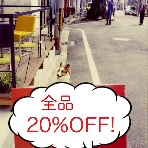 Canoe_Ken's tweet photo. カヌー犬ブックス6/14更新③
「THE SCRAP―懐かしの一九八〇年代」－村上春樹－
アメリカのメディアからスクラップした80年代前半のエンタメやセレブのゴシップ、文化的なトリヴィアを紹介したエッセイ集。ロサンゼルス五輪日記なども収録
→https://t.co/4WMLYKkkIz https://t.co/ceb4trp1KZ