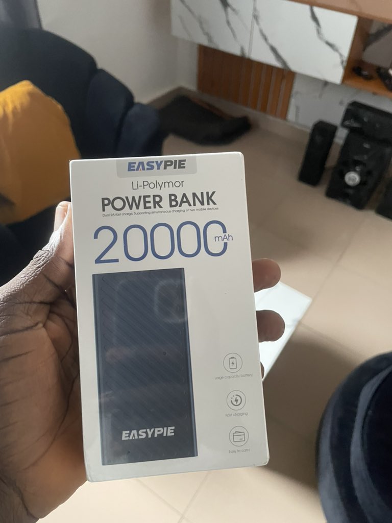 RashNGrab's tweet photo. I don buy am. If e no good, just be ready to hear from my lawyer 😁 https://t.co/H50WAVGOve