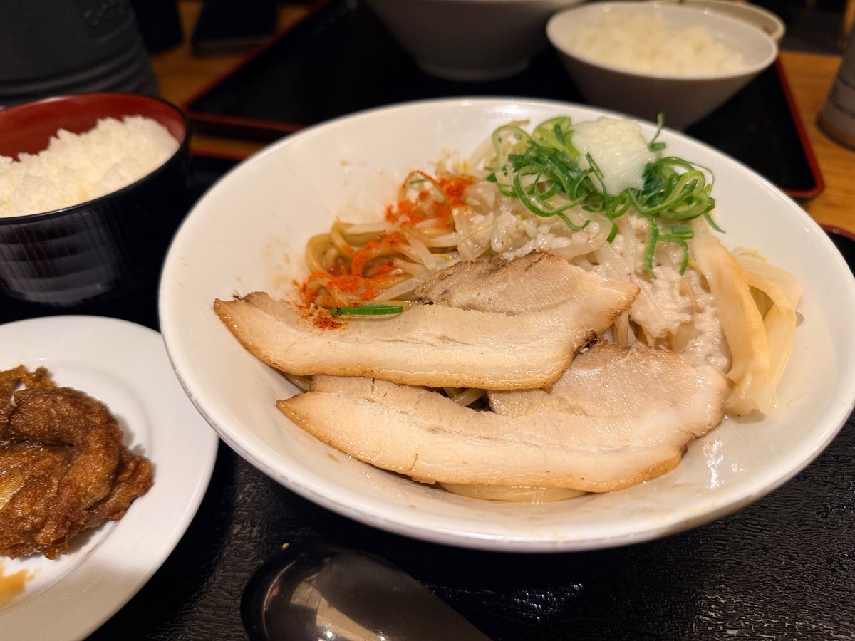 J_smallbird's tweet photo. お久しぶりです (@ 油そば専門麺ism in 草津市, 滋賀県) https://t.co/9EFiPXYCTd https://t.co/gzzItGxizA