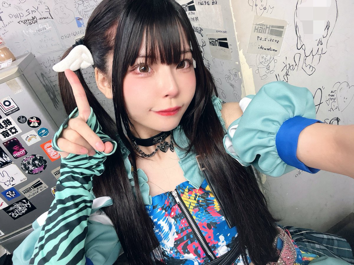 Momoko_Shoji's tweet photo. #あっちむいてオキパリ
ありがとうございましたっ！！！
あっち向いてほいってあんな楽しいんだ、、

みんないつもありがとう˵＞𖥦＜˵ ^ https://t.co/6LsCQB1OSa