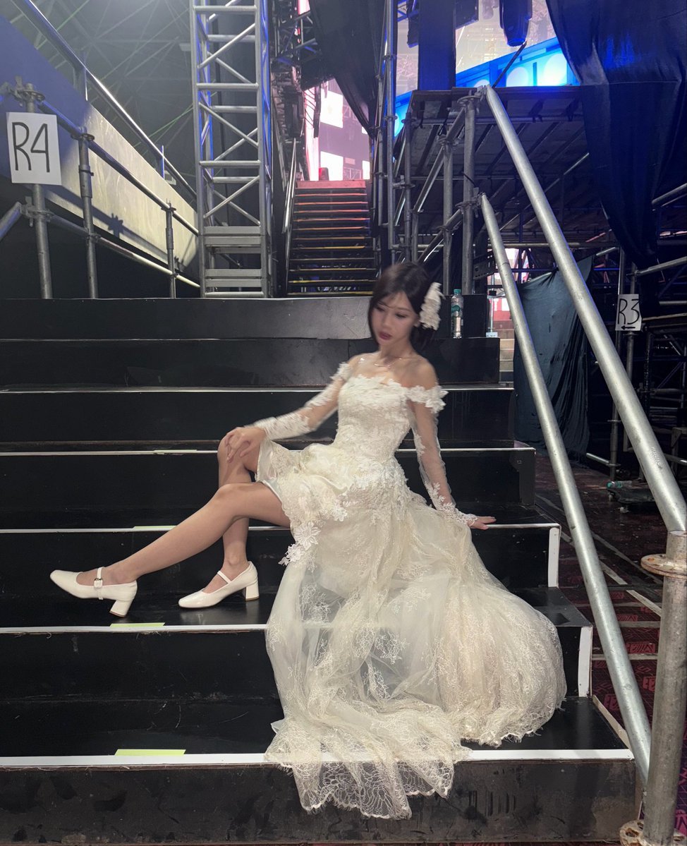 jibets_'s tweet photo. Yokaze ✅
Singel solo on progres(?)🤭
Solo concert soon WBA 🤣🤣 https://t.co/pXL57Cy1kj