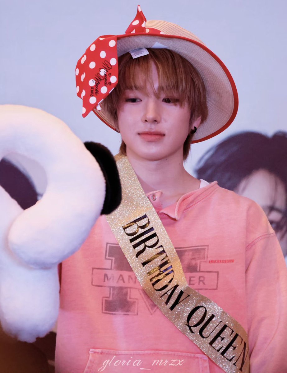 さくやページ 260614 KMS Hongkong Fansign 👒 Disney Sun Hat - Minnie Mouse Bow