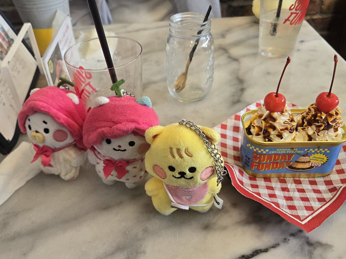 so11256406's tweet photo. お疲れ様です！
オーラス本当に最高の2日間感動しました😭
人生は一度きりなんでね、今日はドームなので本当のことを今日は言います…｢世界で一番ドームそしてNiziUが好きです👍｣
会ってくださったWithUさんありがとうございます！

また、お会いしましょう👍
🤍💜🩵💙💚💛🧡🩷❤️ https://t.co/xMLLEAqTkK