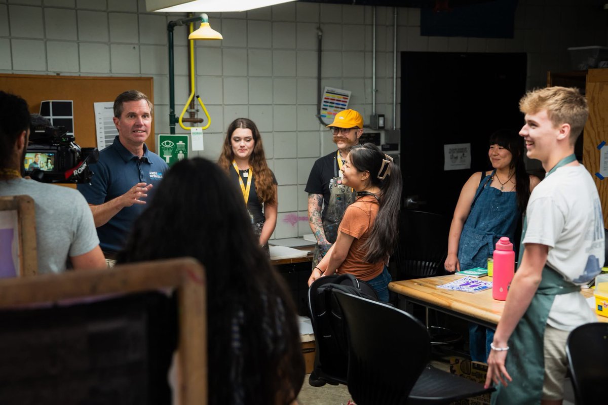 GovAndyBeshear's tweet photo. Celebrating Kentucky's talented students is one of the best parts of being Governor. Thanks to the Governor's School for the Arts at Northern Kentucky University for letting me visit last week. We've got a lot to be proud of with leaders like these. https://t.co/OYNyn9IbPR