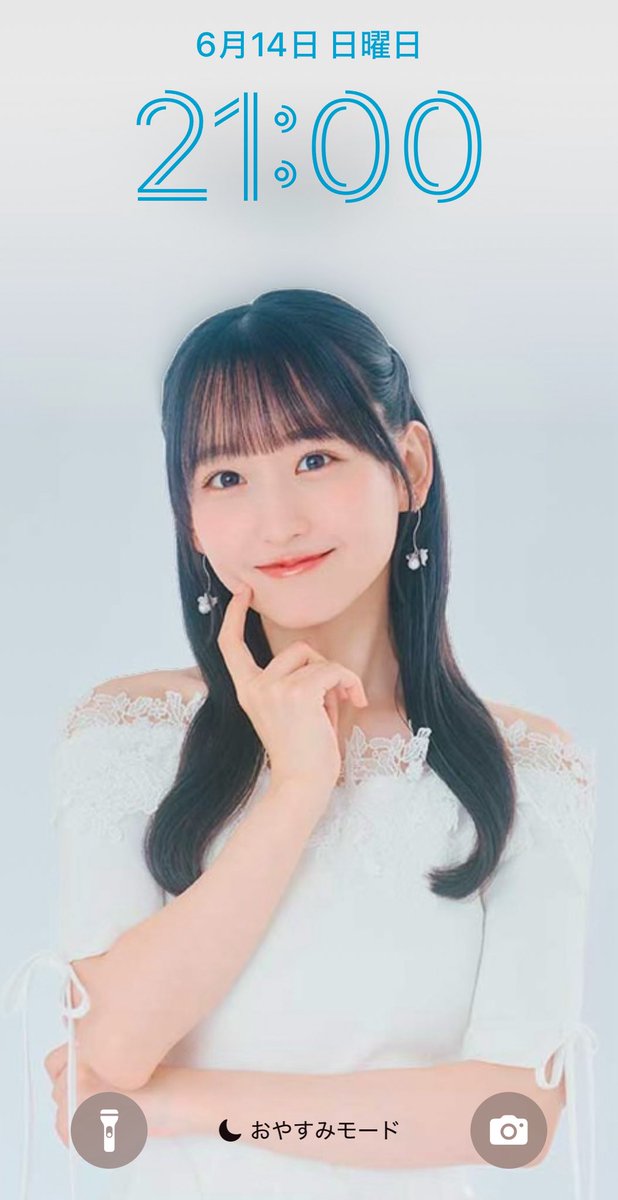 amiku_39_'s tweet photo. あの、この美空ちゃんのビジュ好きすぎて本当にチェキ欲しい😭😭😭😭😭😭😭😭
ほんまに大事にする自信しかないので素敵なご縁ありますように😭😭😭😭😭😭😭

そして好きすぎて壁紙にした、マジで可愛すぎて死にそう😭😭😭😭😭😭😭😭

引用先にリプしてるので、いいねやRT協力いただけると助かります🥲 https://t.co/ar1vzciB5U