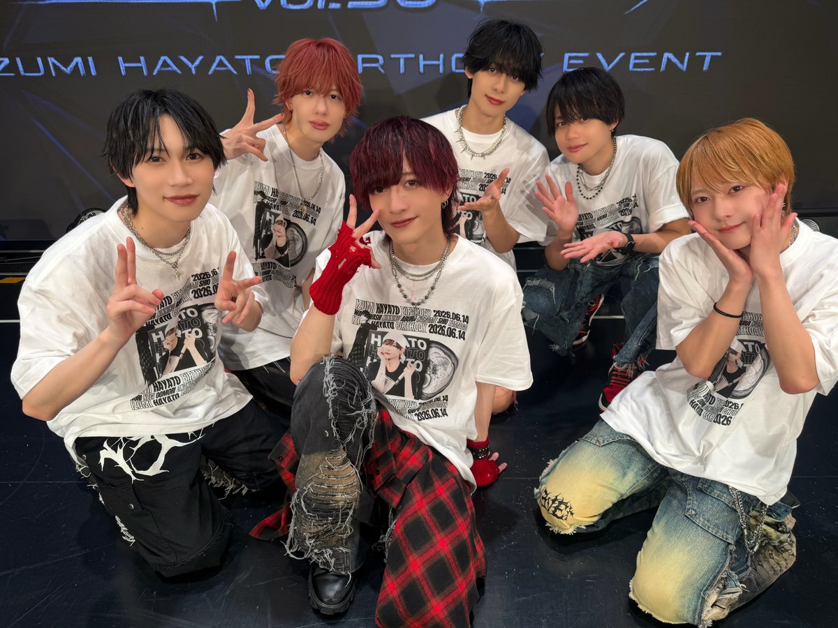 9bic_official's tweet photo. ⿻┈┈┈┈┈┈
　　　　　　9box vol.50
         ~Izumi Hayato Birthday Event~
　　　　　　　　　　　　　┈┈┈┈┈┈┈⿻

『四季折々に揺蕩いて』『GLAMOROS SKY』
『小悪魔だってかまわない！』をカバー🎙️🎶

幕間映像やグッズなど細部まで
こだわりたくさんの颯人ならではの
公演はいかがでしたか？🍜💭