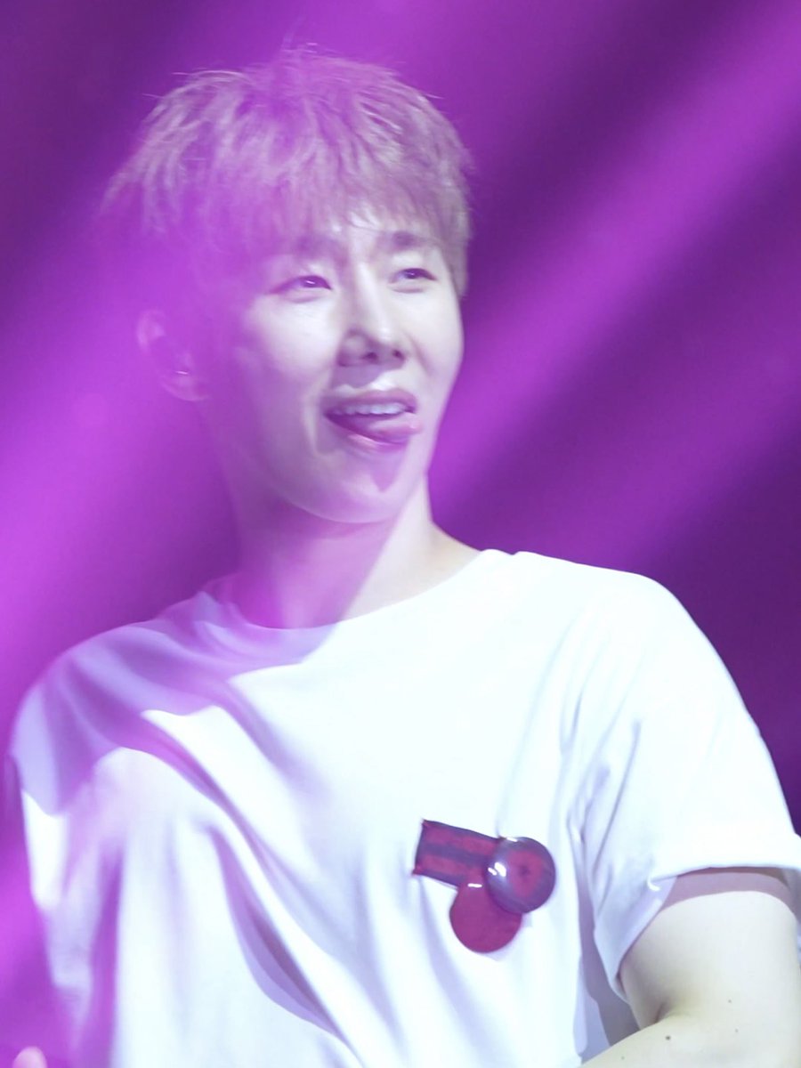kkyulub's tweet photo. 마지막엔 너무귀여워 힝 ㅠㅠ https://t.co/i77XETUNnr