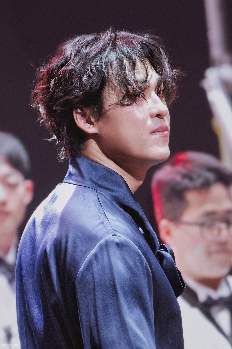BATA_PIC_'s tweet photo. crop ver.

#최재림 https://t.co/ADA8kvIXjk