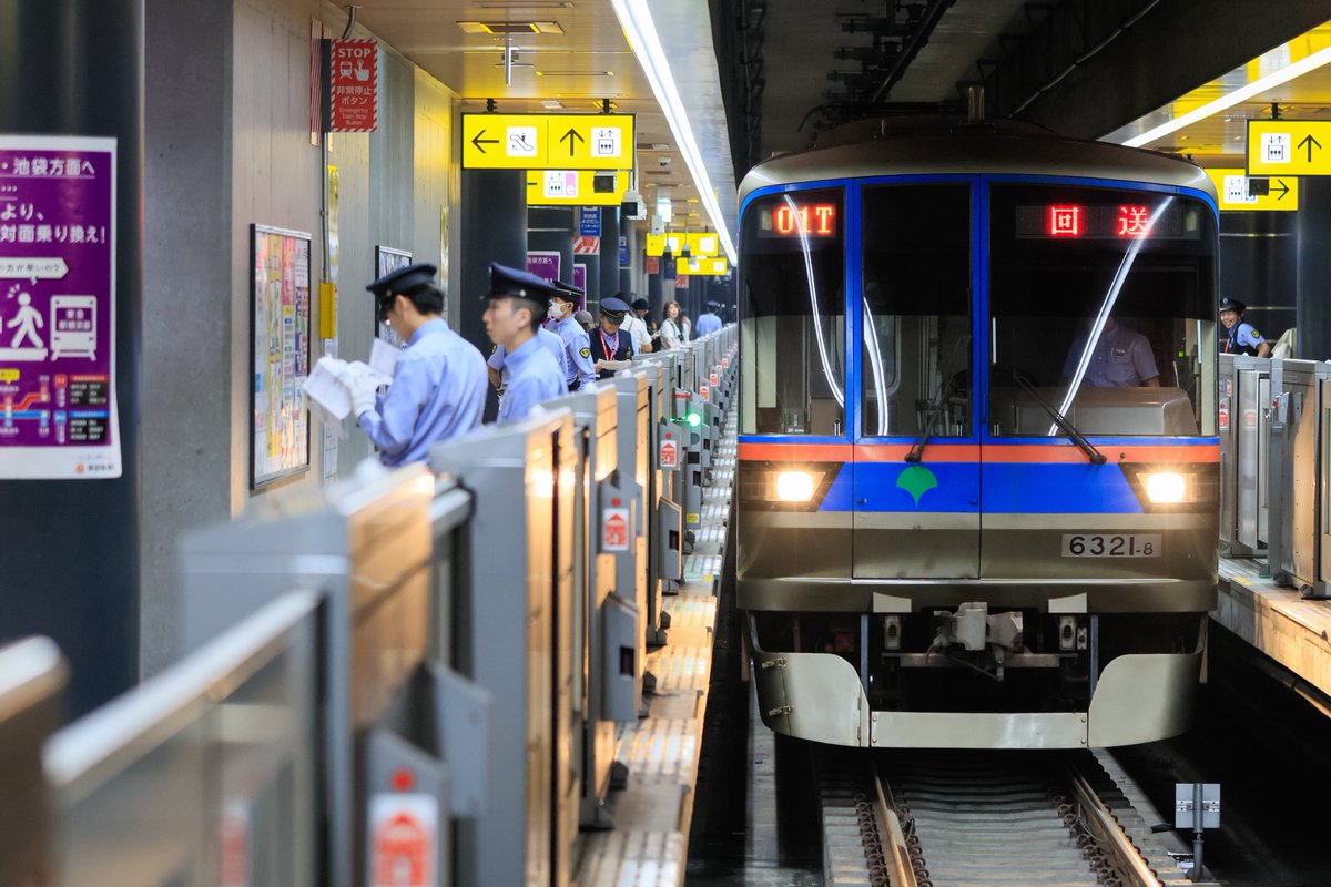 P_set4414's tweet photo. 6/13
48運行 東急5050系4114F
401運行 都営6300形6321F
281運行 東急5080系5184F
284運行 東急3000系3104F

イベント開催に伴う列車増発 https://t.co/smrWvEyS2i
