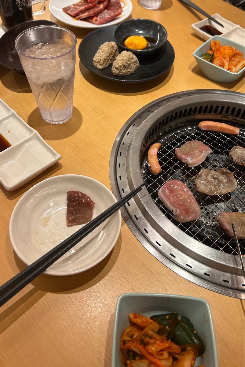 daiya_SplaMLA's tweet photo. 焼肉しか勝たん https://t.co/Zal8glfSnJ