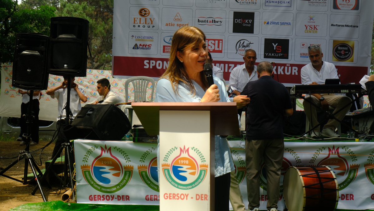 HDK_KONGRE's tweet photo. Eş Genel Sözcümüz Meral Danış Beştaş ve İstanbul İl Meclisimiz ile birlikte GERSOY-DER’in düzenlediği pikniğe katıldık.

Dayanışmayı ve ortak yaşamı büyüten bu buluşmada, demokrasi ve barış mücadelesini konuştuk.

Bizleri ağırlayan GERSOY-DER yönetimine ve katılım sağlayan tüm dostlara teşekkür ediyoruz.