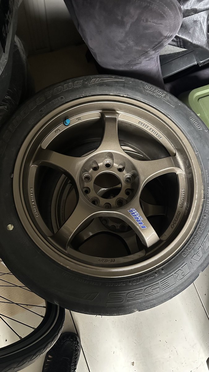 yfns250f's tweet photo. 再掲‼️
ファイナルスピード モノブロック
16インチ8JJ+30 114.3 
そこそこ綺麗
タイヤは溝なし

関東圏内持って行けます
2本で3万🙋‍♂️

16日までにいなければ、ヤフオクかアプガレ投げますのでどうぞ宜しくお願いします🙇‍♂️
#ホイール売ります https://t.co/wtjHrk7JbP