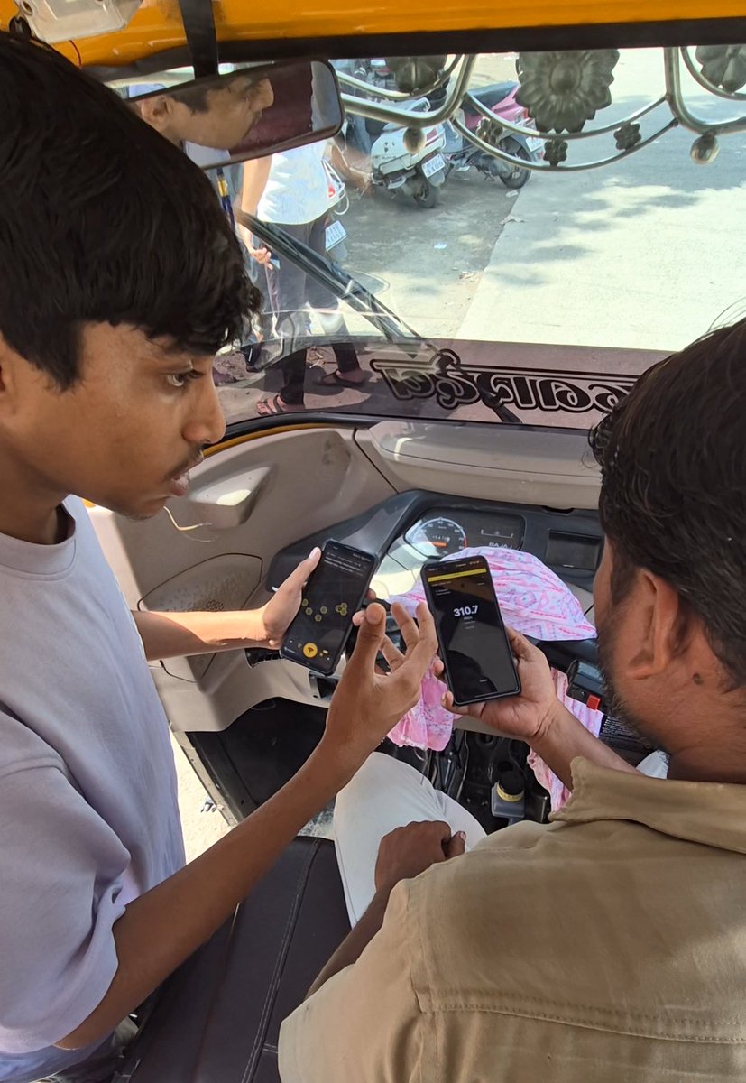 HimeshBhad's tweet photo. Had a great experience during the Nagpur Mapathon! 🗾

Met people across the city and introduced them to Dabba Network and Dabba Mapping. I also shared how community-driven network mapping can help improve connectivity and raise awareness across the region. 🌐🚀
@DabbaNetwork https://t.co/yTfyjuSBWF