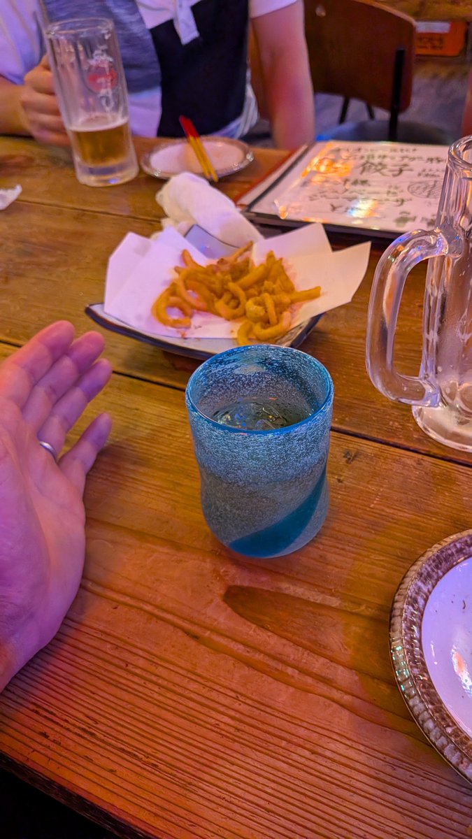 high_camer's tweet photo. 沖縄系の居酒屋で初めてハブ酒飲んだけどこれ美味いわ
養命酒みたい https://t.co/NUPt8WTidd