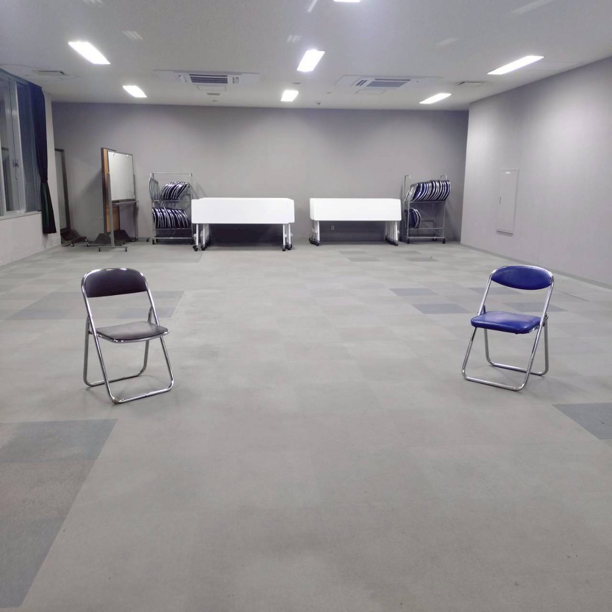 himitunosag's tweet photo. 本日、日曜稽古！(･∀･)☀
とっても楽しくできました★
普段の会話の自分の考え方の癖や時代の影響を感じた……。
ロジカルにお話ししたり聞いたりするのが簡単そうで難しいものです。
そんなことを確認するようなワークショップでした！
次回は定期本読み。わくわく(くろ) https://t.co/dUZdhy63gG