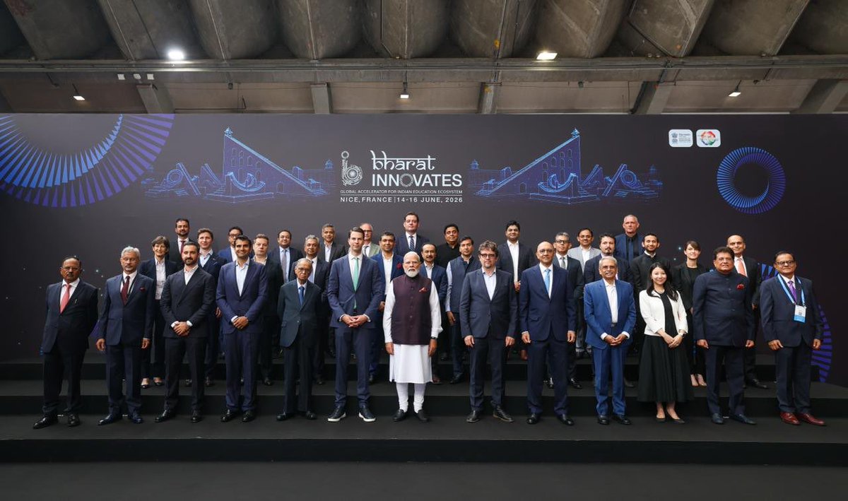 keyakahe's tweet photo. My PM
My pride 

#G7 https://t.co/tJ7g7ck4hq