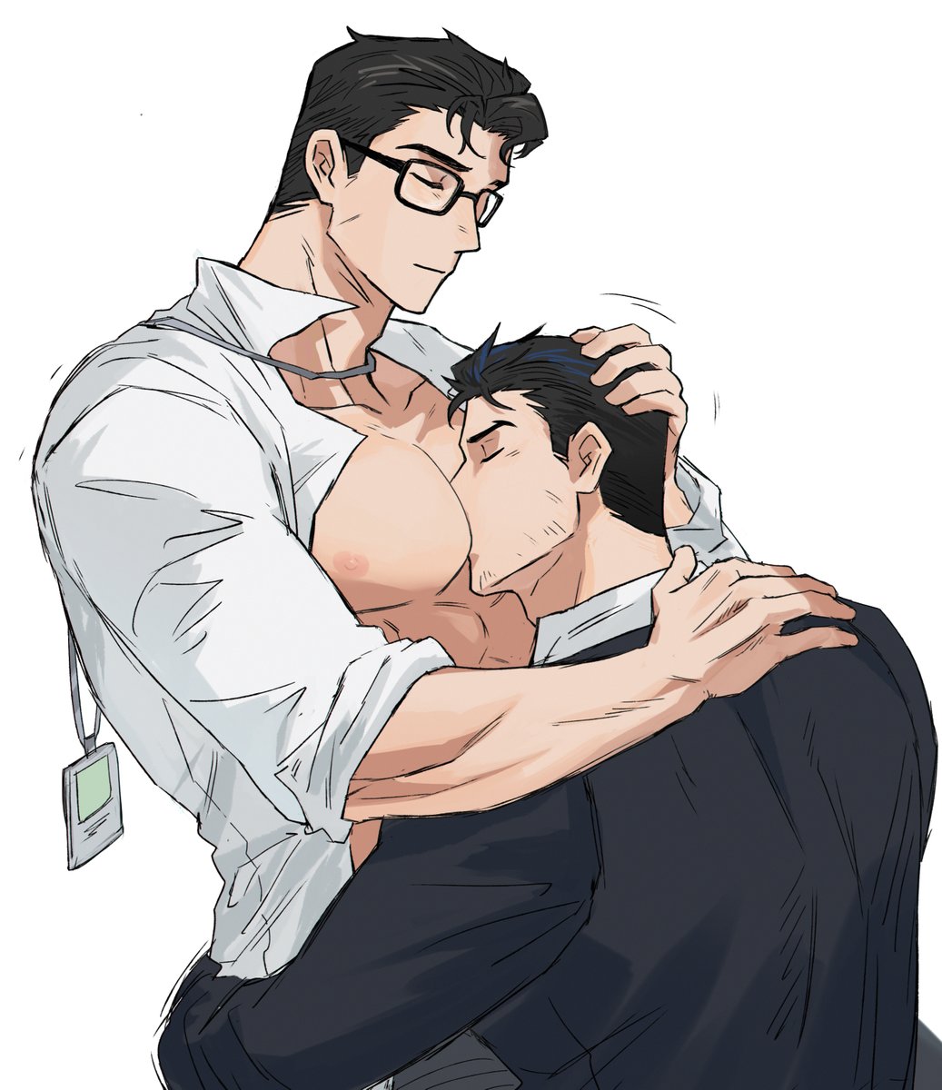 darknessbecca's tweet photo. Bruce's way to relax #batsuper https://t.co/gzP4kGFlDU