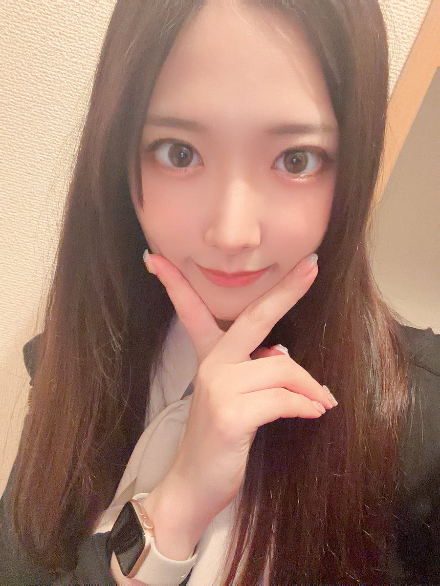 sachan_mt5's tweet photo. 帰宅＼( ´･ω･`)┐しゅたっ
今日会いに来てくれた人たち、みんな腫れの心配してくれて優しかったW
優しい人たちに囲まれてさちゃんは幸せ者だなーと思ったよ🥹

 #さちゃん日記 6/14
 #Love https://t.co/nF7aLvvUc8