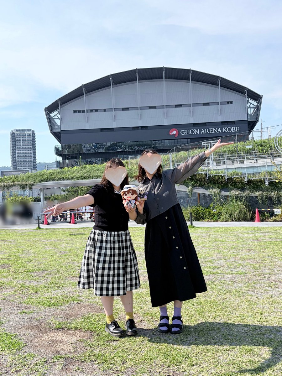aino_am's tweet photo. 💎𝑄𝑈𝐴𝑅𝑇𝐸𝑇 𝑁𝐼𝐺𝐻𝑇 𝐿𝐼𝑉𝐸 
︎︎︎︎︎                     𝐸𝑁𝐷𝐿𝐸𝑆𝑆 𝐽𝐸𝑊𝐸𝐿𝑆🎭
︎︎︎︎︎                 -- 𝑇𝐴𝐵𝑂𝑂 --
.˚⊹⁺‧┈┈┈┈┈┈┈┈┈┈��┈‧⁺ ⊹˚.

6.13 Sat. 現地参戦でした⚓️🌊
大好きだ〜.ᐟ.ᐟ.ᐟ.ᐟ

.˚⊹⁺‧┈┈┈┈┈┈┈┈┈┈┈┈‧⁺ ⊹˚. https://t.co/bvs96buSIO