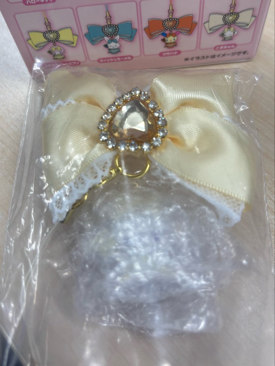 mdapa_4's tweet photo. @0

サンリオ カラフルドレスデザインシリーズ シークレットストラップ　交換

【譲】こぎみゅん
【求】ウサハナ or 定価（＋送料）

都内手渡しもしくは郵送
お気軽にお声がけください https://t.co/eGn4x2dDs6