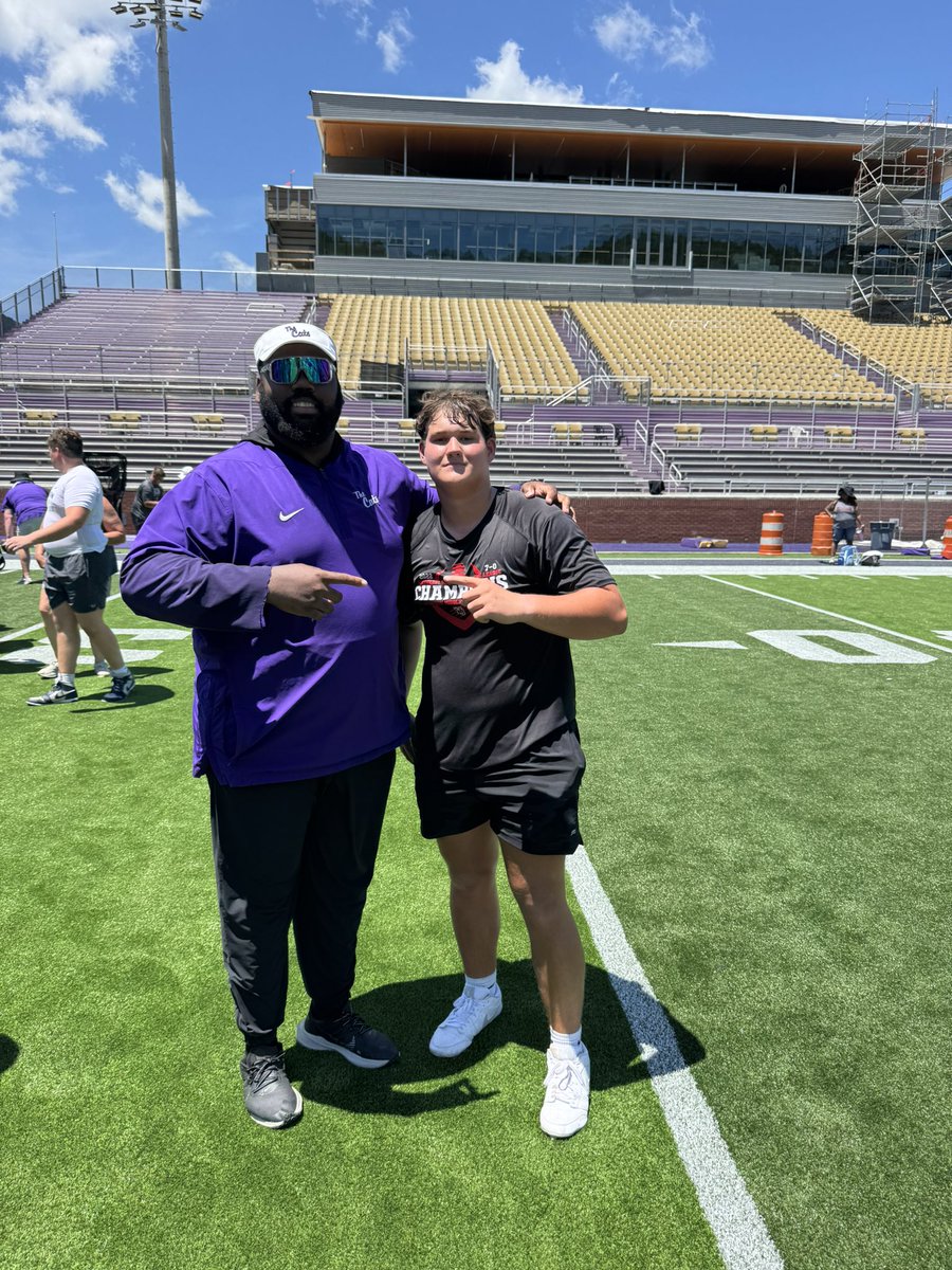 LandonPuck99's tweet photo. I had a great camp yesterday at @CatamountsFB. I learned a lot about getting up the field on pass rush with @coach_mikewelch and @CoachTyPhillips. Thank you for having me. #gocats

@CoachMobbs @CoachDickey_12 
@coach_fowler63 @JaxCoRecruitsFB 
@CoachDaniels06 @NEGARecruits https://t.co/rALwnQRNQt