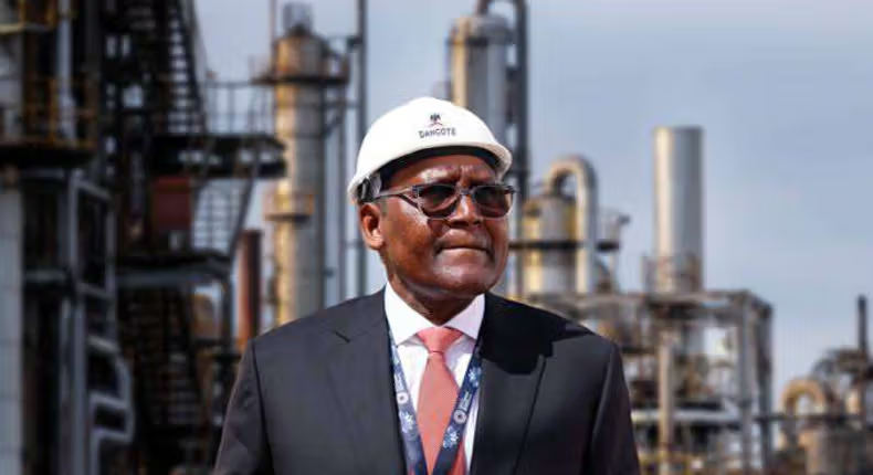BusInsiderSSA's tweet photo. Aliko Dangote’s fortune has climbed to $36.5 billion, making him wealthier than the projected economies of 33 African countries.

His net worth now exceeds the GDP of nations including Mali🇲🇱, Botswana🇧🇼, Gabon🇬🇦, Rwanda🇷🇼 and Mauritius🇲🇺.

The rise has been fueled by the growing value of the Dangote Petroleum Refinery, now valued at about $39.1 billion.

The comparison underscores the scale of Africa’s largest private industrial empire and its growing economic influence.