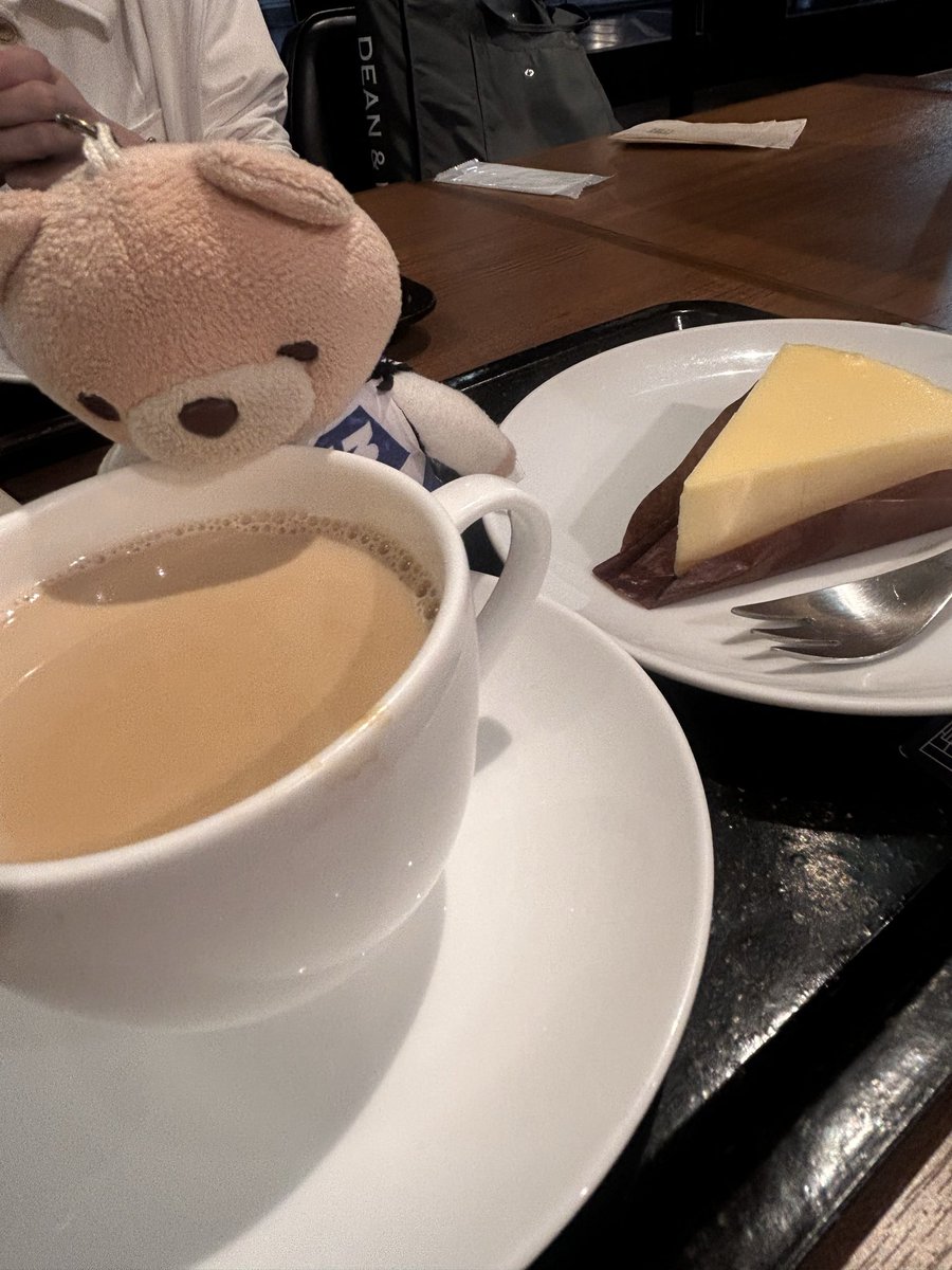 snoopyoozappa's tweet photo. Windyちゃんとコラボカフェへ。
そのあとはティータイム。
カフェはしご。

#GIFT
帰って地元飲みしながらギフト鑑賞。
一人のみはしながらウルウルしてる奴。
怪しい奴
みんなで目標に向かってる姿は素晴らしい
頑張る姿ほど美しいものはない

#八村倫太郎 https://t.co/7gwpcrnHWS