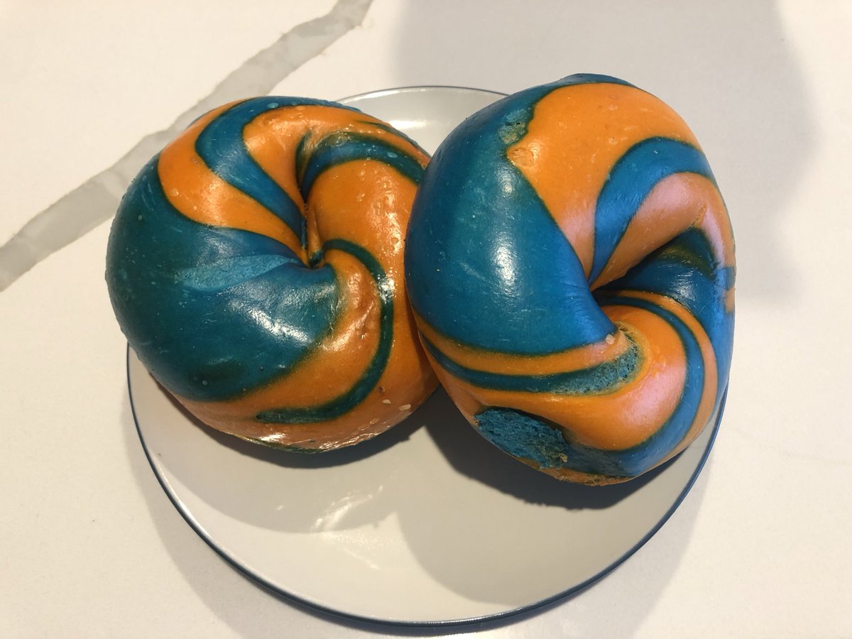 jerseyphog's tweet photo. Could not resist Knicks-inspired bagels this morning. https://t.co/bt3hvIdEbp