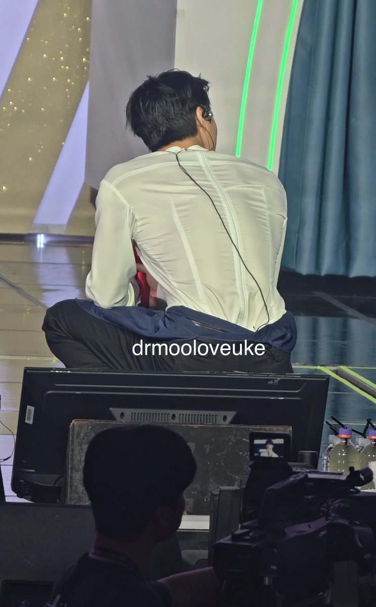 dojupiter13's tweet photo. กราบ เชื่อผมเหอะแค่สักครั้ง ชีไม่ได้ตัวเล็กเพราะป่วย ชีแค่เปนเคะ😭😔🙏🏻 #jeno #jaemin #nomin #젠잼 https://t.co/tBlsnc5BTG