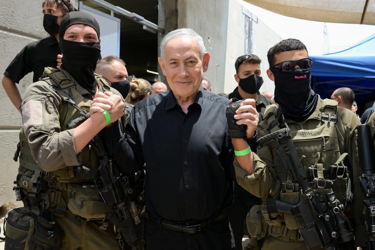 LionsOfZion_ORG's tweet photo. If you could send a message to Prime Minister Netanyahu, what would you say? https://t.co/NVwaVcVnbe