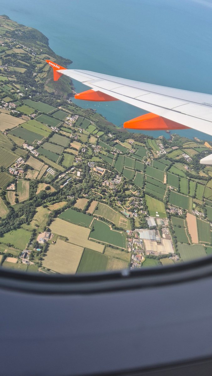 PunishedEx's tweet photo. Plane delayed 2 hours
Train cancelled
Rail replacement bus 50 minutes late
What a way to end a wonderful week
Will be back in jersey soon! https://t.co/rtnF4lnQkF