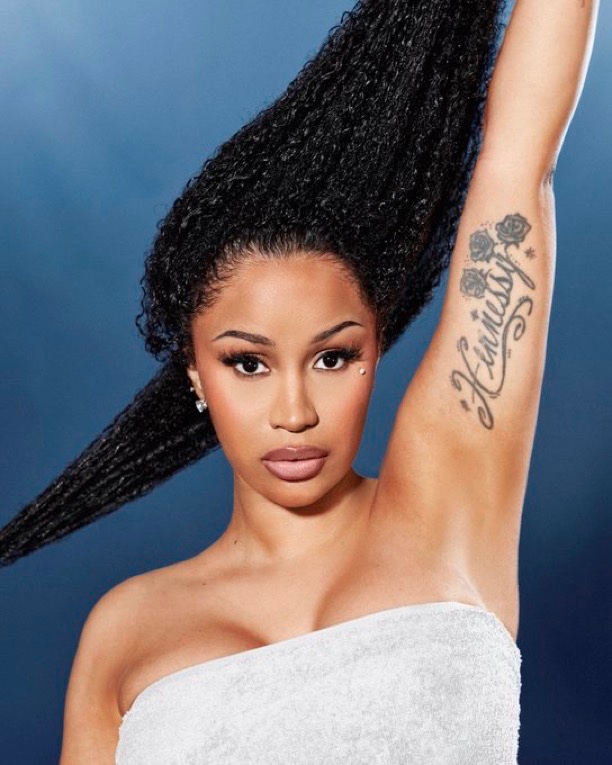 blacktwiterthrd's tweet photo. Cardi B’s ‘Grow-Good Beauty’ haircare line sold out in less than an hour. https://t.co/TdlzGgtCeG