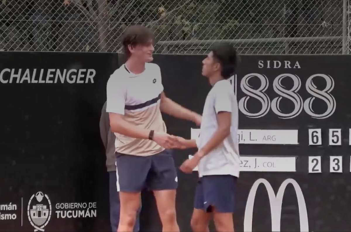 andresvarperaza's tweet photo. No pudo ser para Johan Rodríguez (693º) en la final del Challenger de Tucumán 🇦🇷 y cayó ante un inspirado Luciano Ambrogi (408º) por 2-6, 3-6. 

Pese a esta derrota, el colombiano firmó la mejor semana de su carrera y aparecerá el lunes en el puesto 546º ATP (+147º). 

Juega la semana que viene  el Challenger de Asunción 🇵🇾