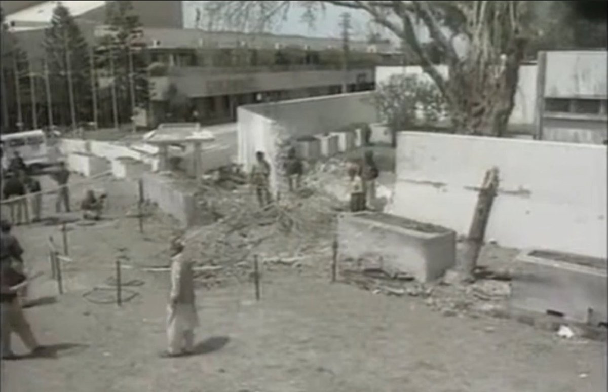 himani366263's tweet photo. Karachi is a city of survivors. Resilient, defiant and alive.
Despite the bombs, despite the violence, despite the poverty — this city gets up every morning and keeps going.
That spirit is Pakistan….. Not the terrorism. 
#KarachiStrong #ResilienceOfKarachi #KarachiZindabad https://t.co/5GKUbnnbpa