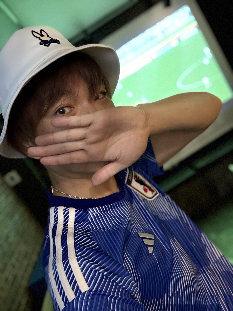 tomoki_2014's tweet photo. さぁ、日本🇯🇵初戦‼️⚽️
行くぜー✌️

WAROTECOオープン👍

一緒に盛りあがろう🤗
朝５時やけど🤣 https://t.co/bOgkIUwEbA